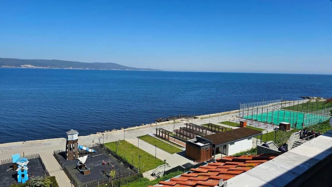 Хоризонт Apartamento Nesebar Exterior foto